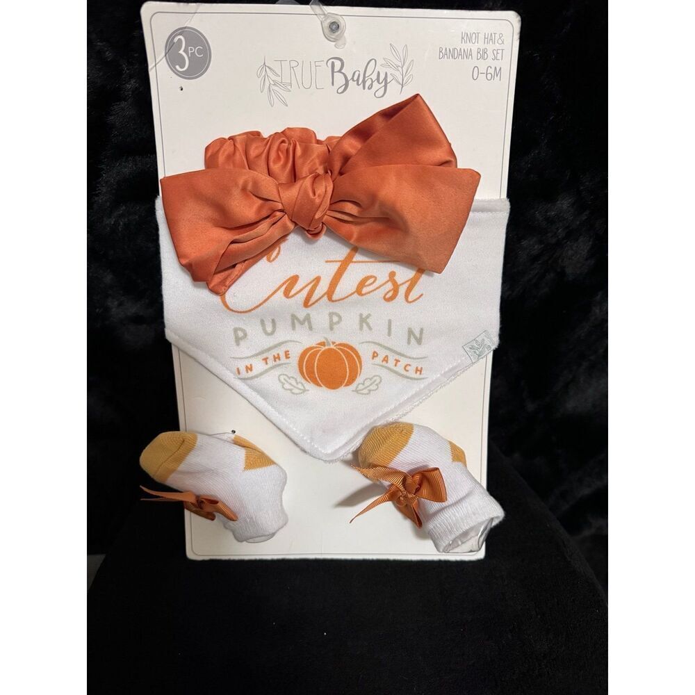 True Baby HEADBAND BANDANA BIB & SOCK SET Size 0-6M Brand New pumpkin 3 pc set